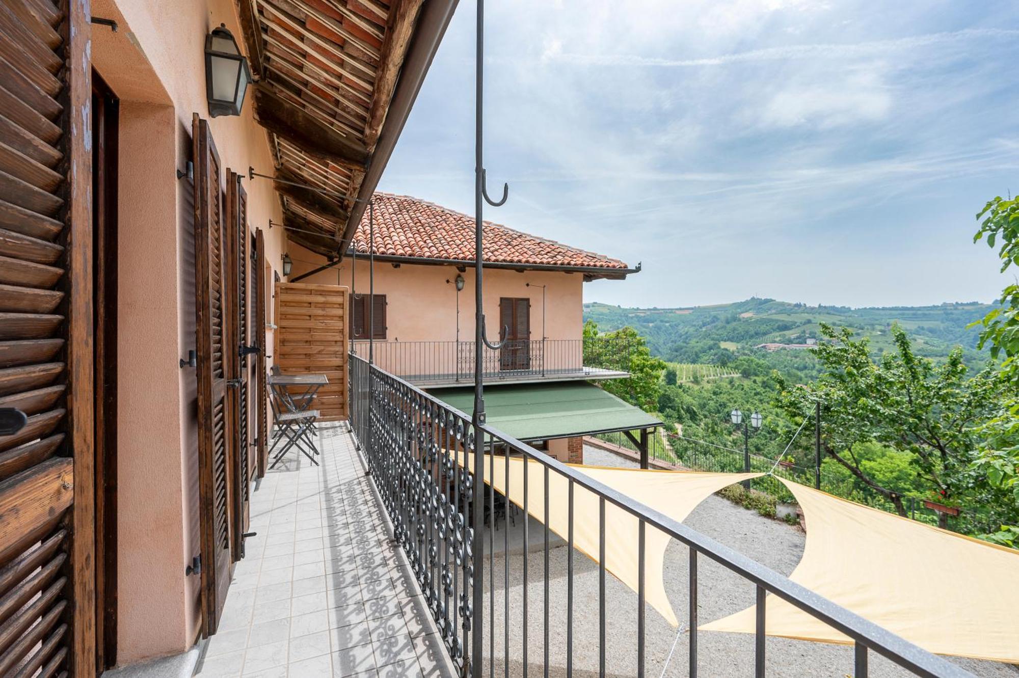 Agriturismo Cantine Bevione Farigliano Exterior foto